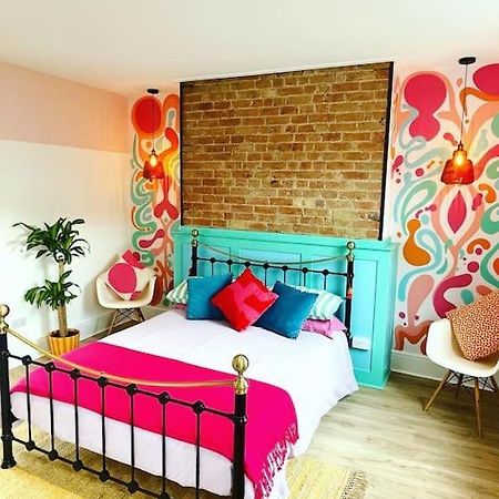 Colourful Apartment In Margate KENT Εξωτερικό φωτογραφία